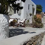 La Veranda Of Mykonos Traditional