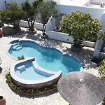 La Veranda Of Mykonos Traditional